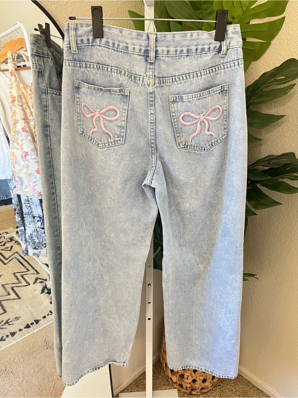 🎀 SHEIN Light Wash Bow Pocket Jeans Size 27 | Coquette Wide Leg Denim